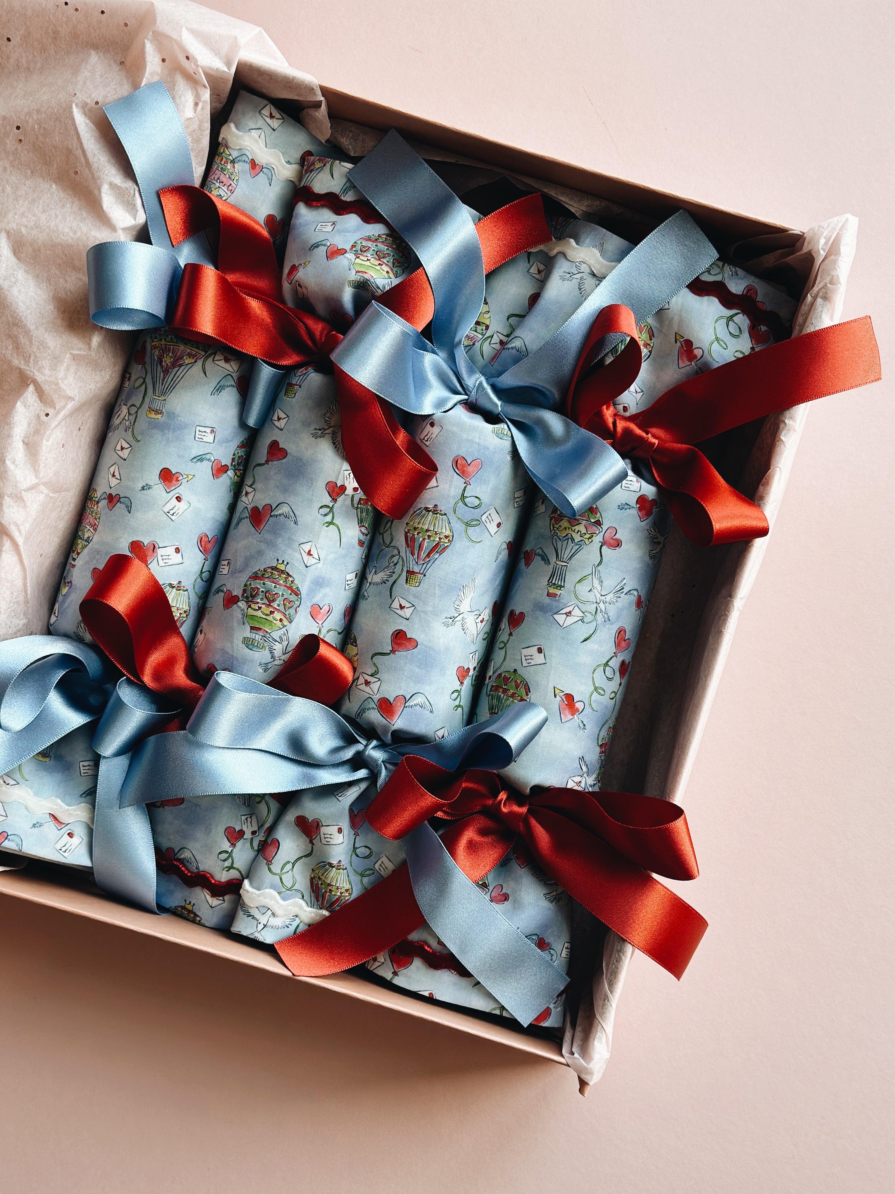 Love in the Air Blue/Red